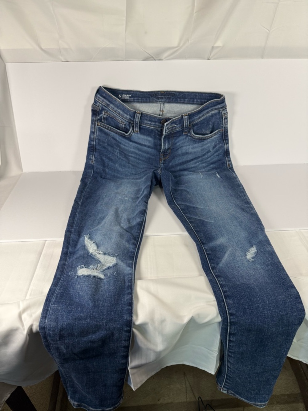 Women's Arizona Jean Skinny low rise  Distressed Denim Jeans - Blue